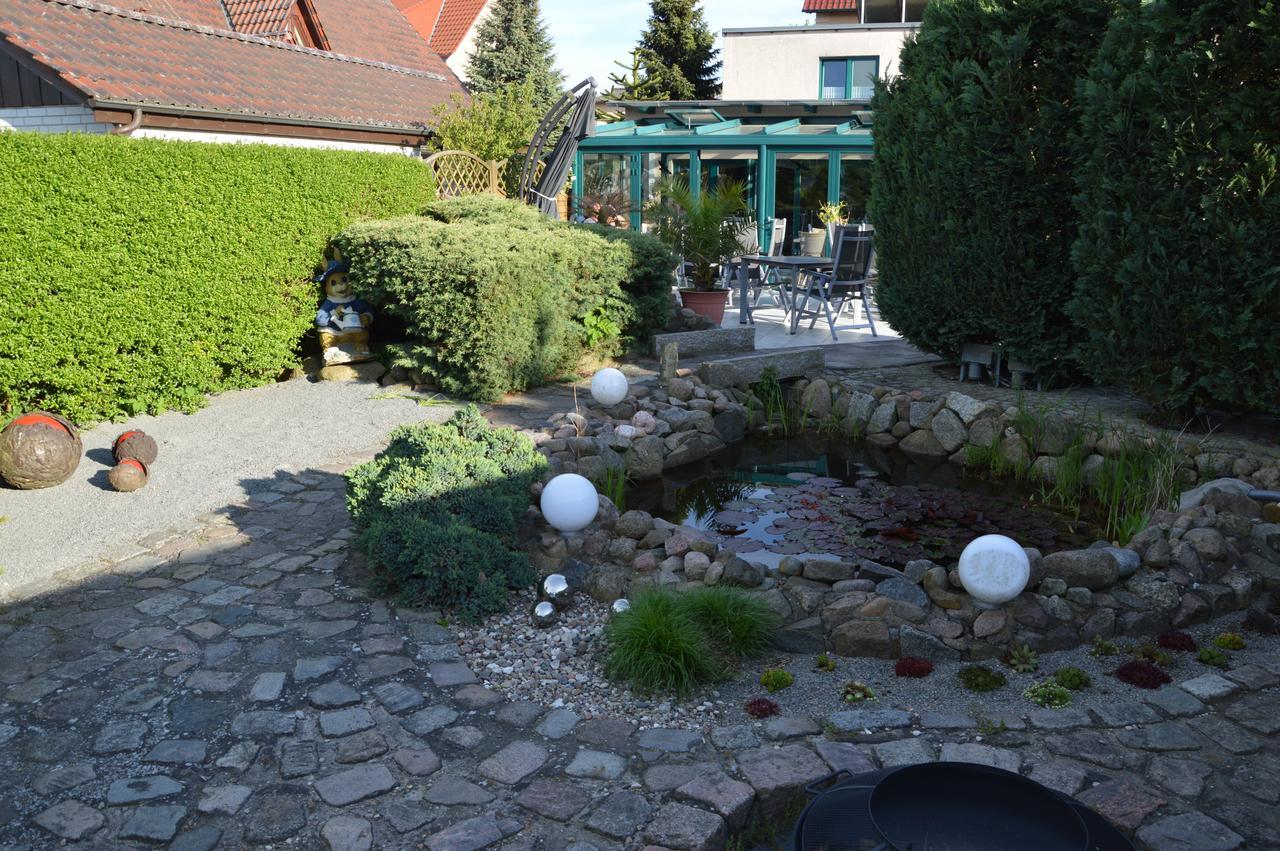 Pension Zum Yachthafen Waren  Exterior photo