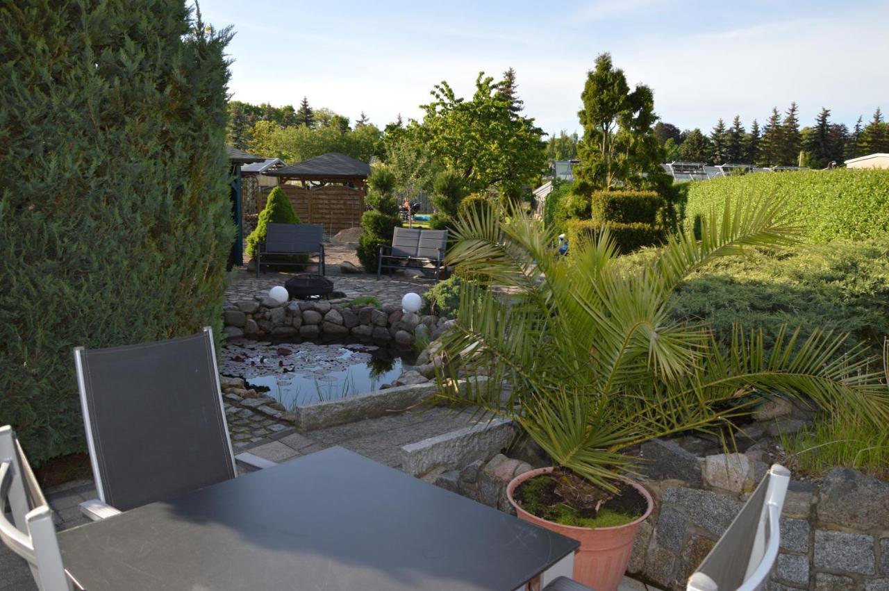 Pension Zum Yachthafen Waren  Exterior photo